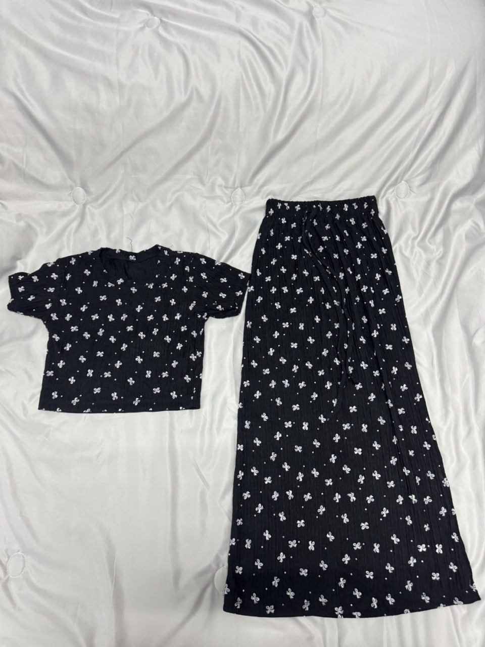 R15978