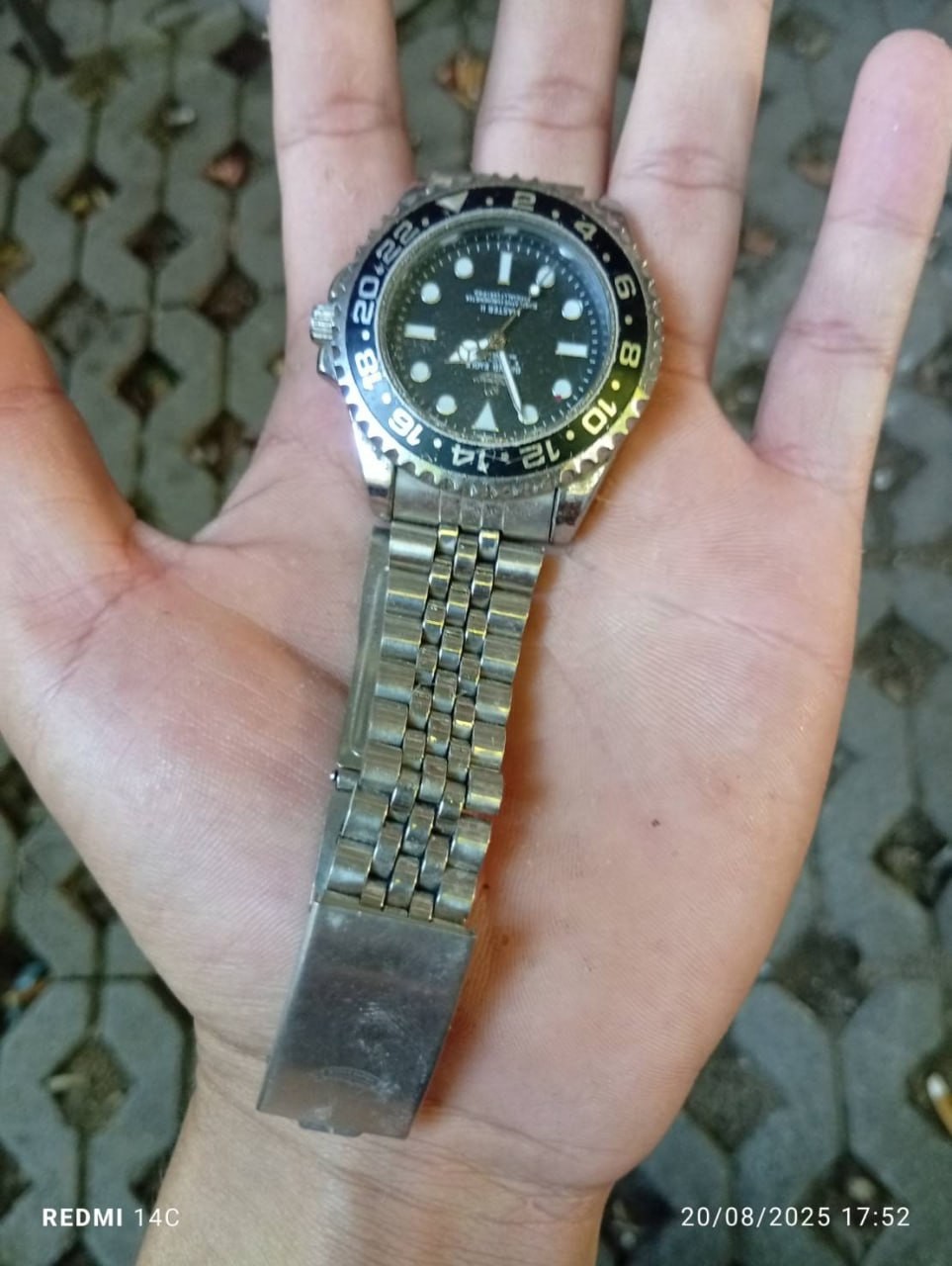 FF11000
