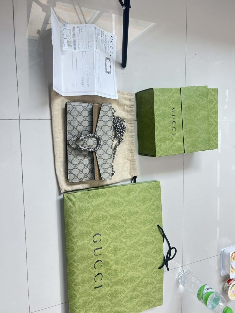 SHOP-221